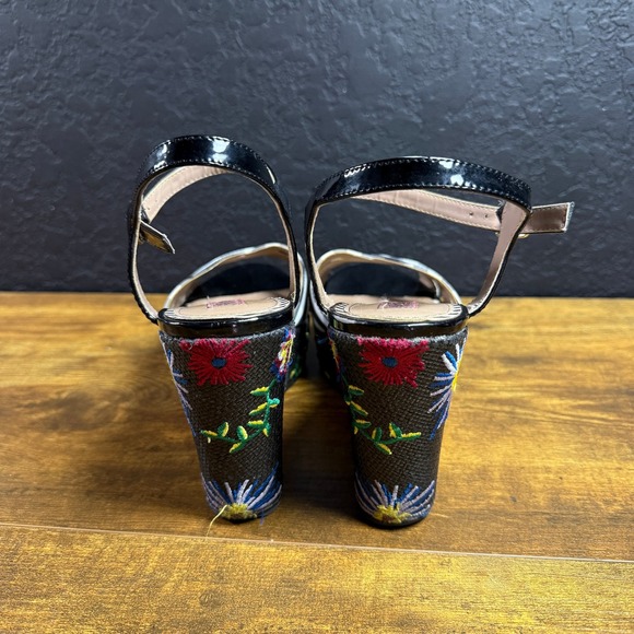 Betsey Johnson Black 9M Gingham Floral Wedge Sandals Platform Ankle Strap Shoes - Picture 4 of 6